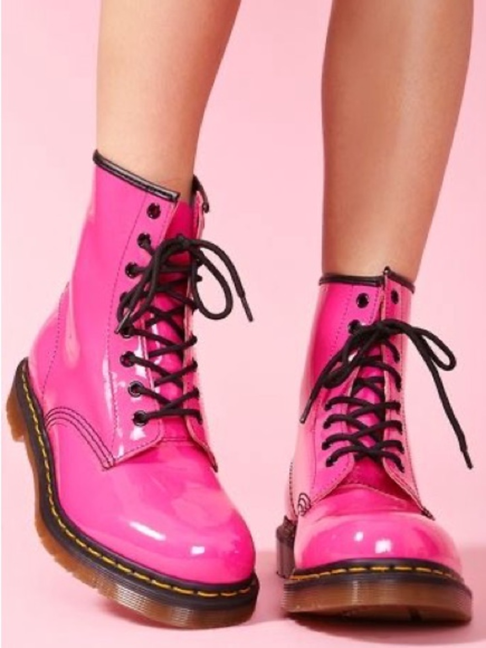 💗 Dr. Marten hot pink boots 💗